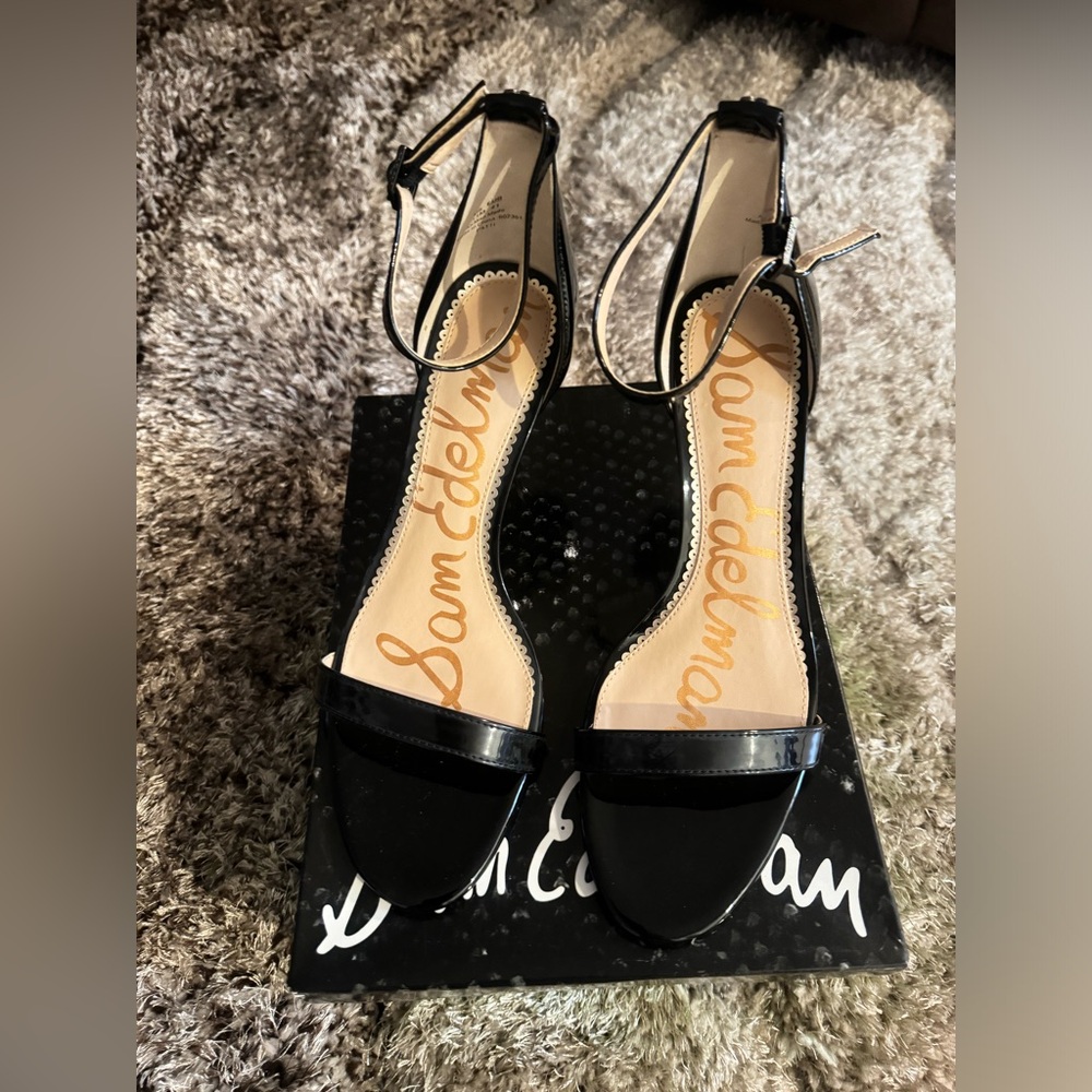 Salm Edelman shoe, Patti, black patent.